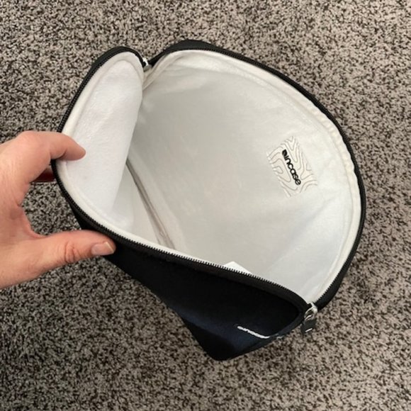 Incase Computers, Laptops & Parts Incase Laptop Case Black Poshmark
